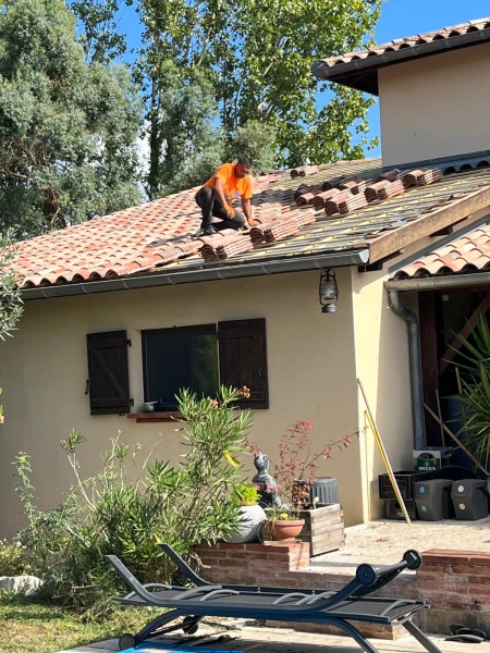Image de couverture de l'album Pose de toiture à Albi
